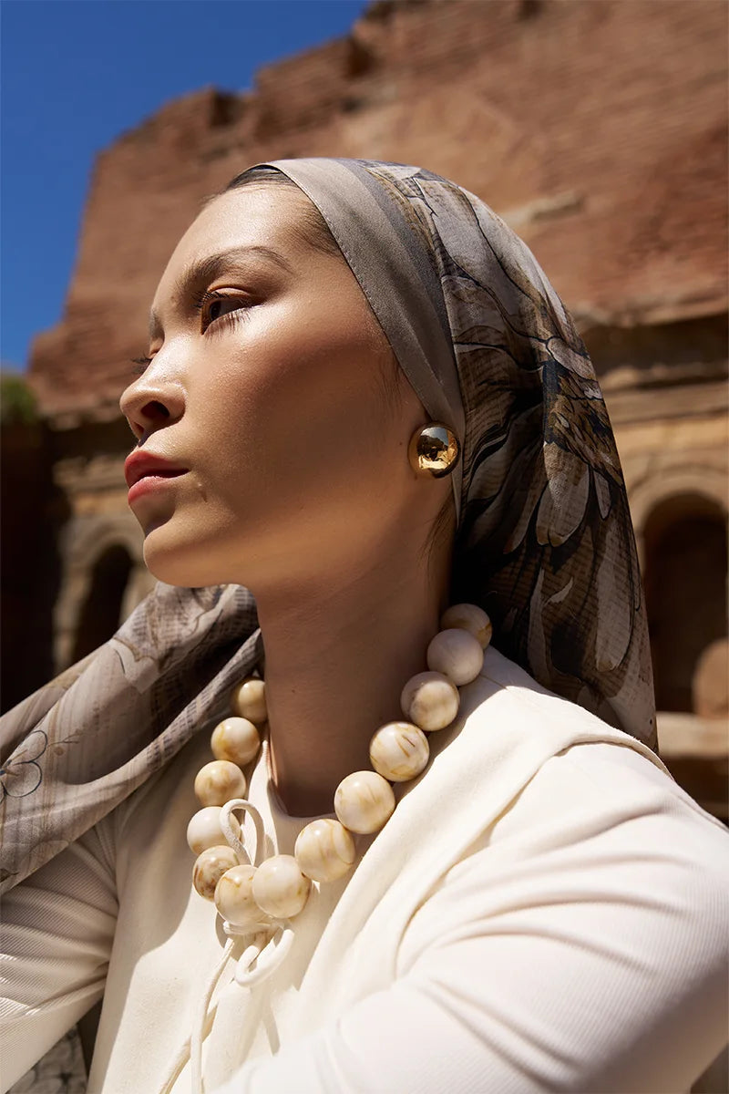 Sunrise Lily Pattern Shawl - Beige