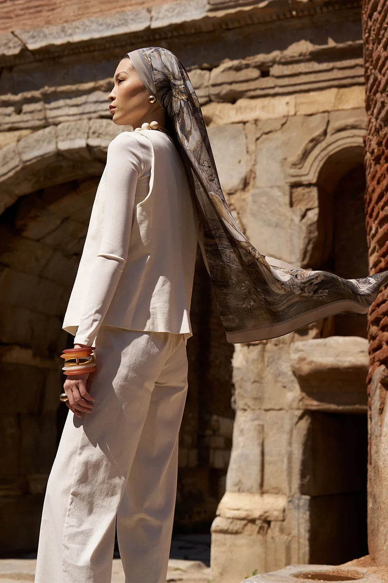 Sunrise Lily Pattern Shawl - Beige