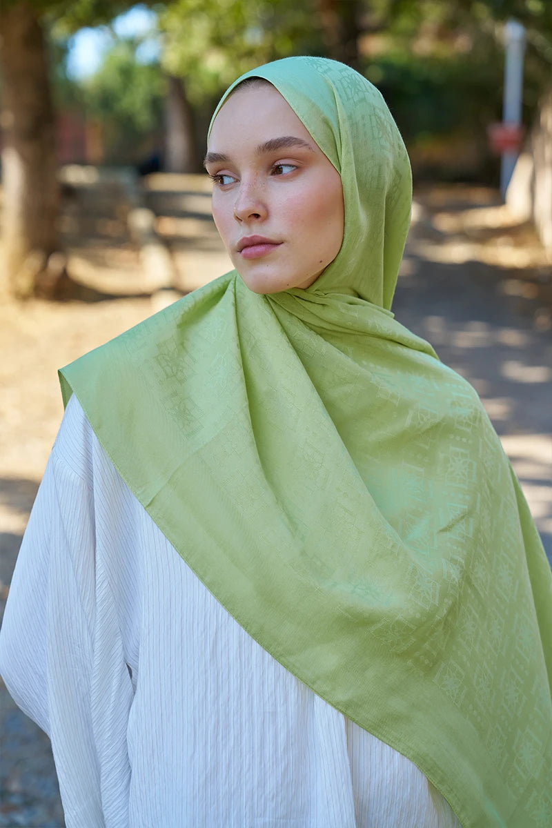 Naia Cotton Logo Pattern Shawl - Lime