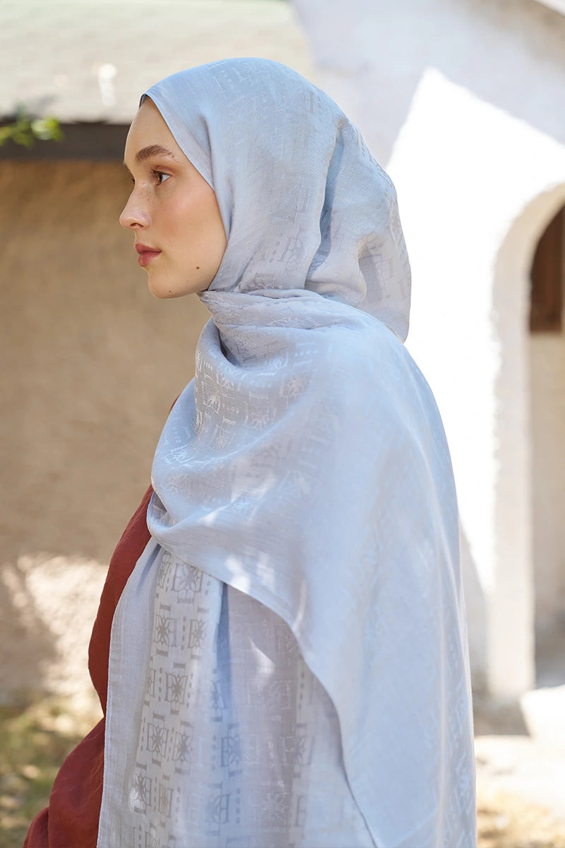 Naia Cotton Logo Pattern Shawl - Silver