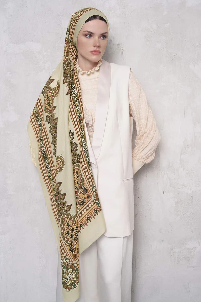 Wool Silk Shawl Veilis Pattern - Beige